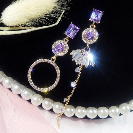 Odd pair Long earring