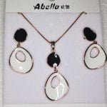 Abstract Black & White Resin Set