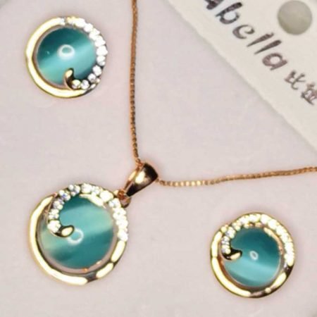 Cyan Catseye on Spiral Crystal Set