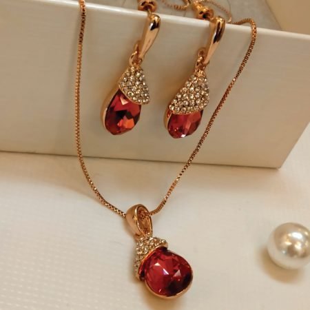 Crystal Waterdrop in Embedded CZ frame