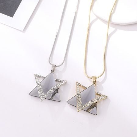 Star Pendent long chain necklace