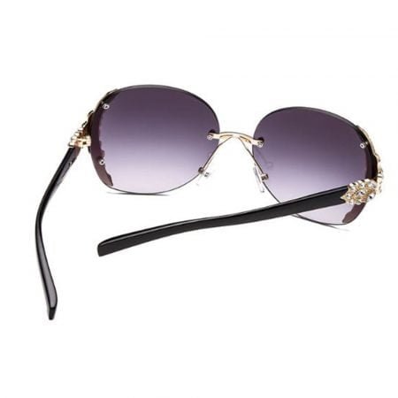 Ornamental Frame Fashionable Sunglasses