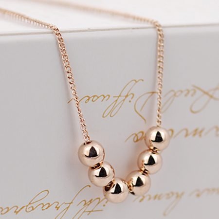 Red Apple Mltiple Ball Short Necklace