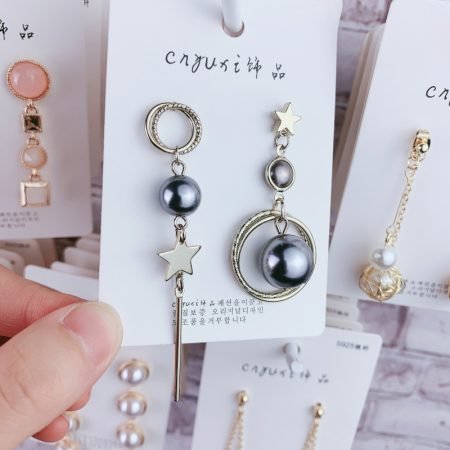 Pearl Odd Pair Star Earring