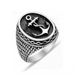 Men wide ring with emboss anchor