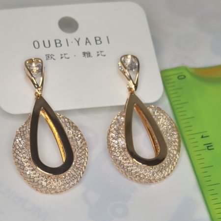 Oubi Yabi copper mesh earring