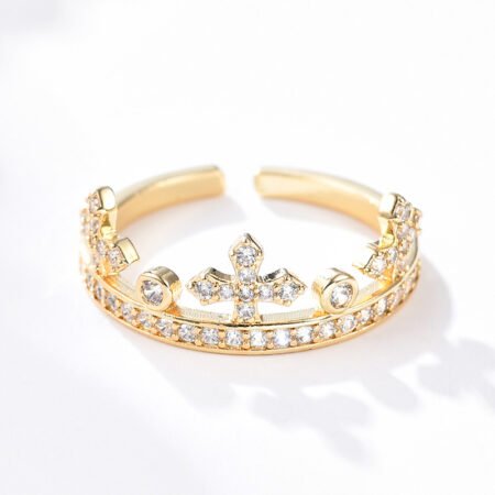 Resizable crown ring with rhinestone