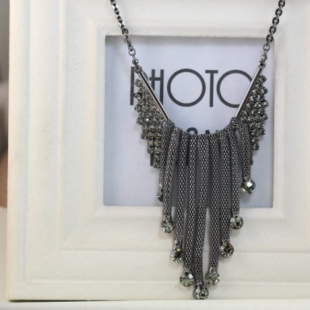 Oubi Yabi metal tassel rhinestone necklace