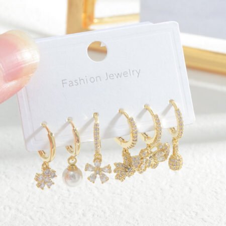 Gorgeous set of 3 pairs earrings with rhinestone