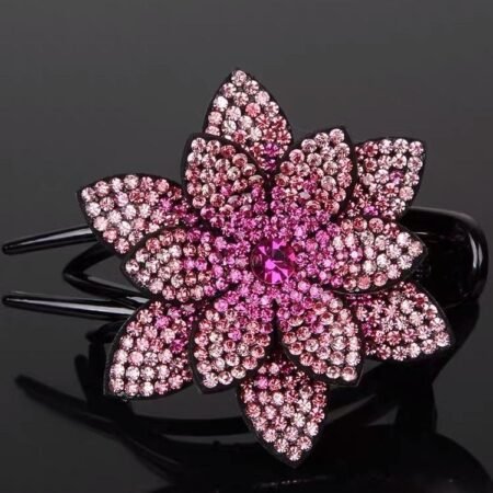 Tritooth lotus duckbill hairclip with stone
