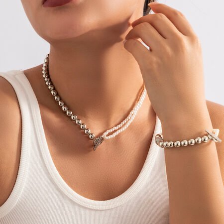 Pearl beaded necklace and bracelet set
