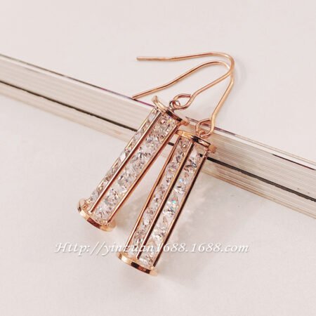 Hanging stone bar earring