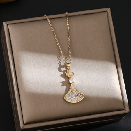 Clavicle creative zircon necklace