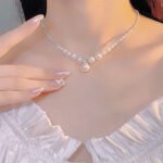 Twisted chain pearl clavicle necklace