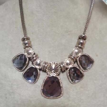 Oubi yabi big stone gorgeous necklace