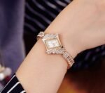 Fashionable Silm watches for woment