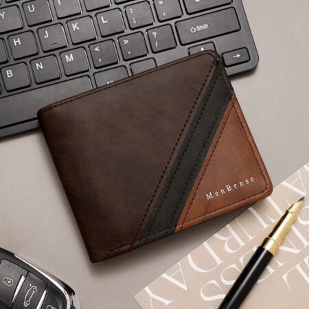 Men's short wallet with stripe corner